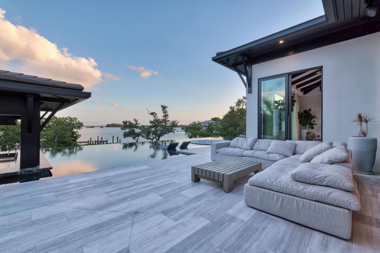 3799 Flamingo Avenue, Sarasota, FL 34242 Photo