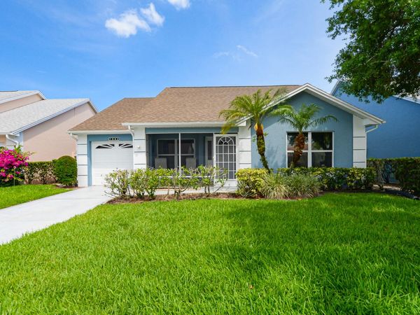 1062 NW Tuscany Drive, Port St. Lucie, FL 34986