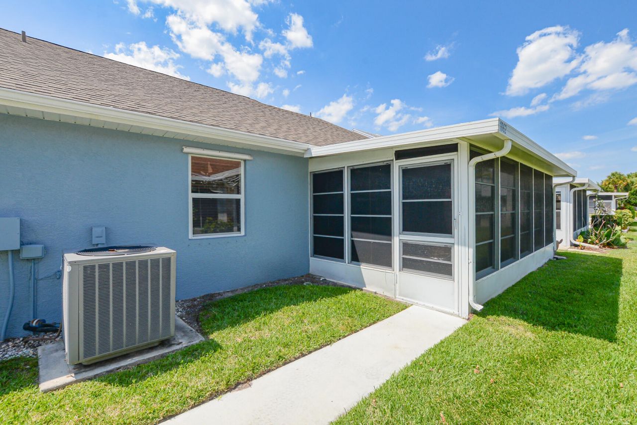 1062 NW Tuscany Drive, Port Saint Lucie, FL 34986 Photo