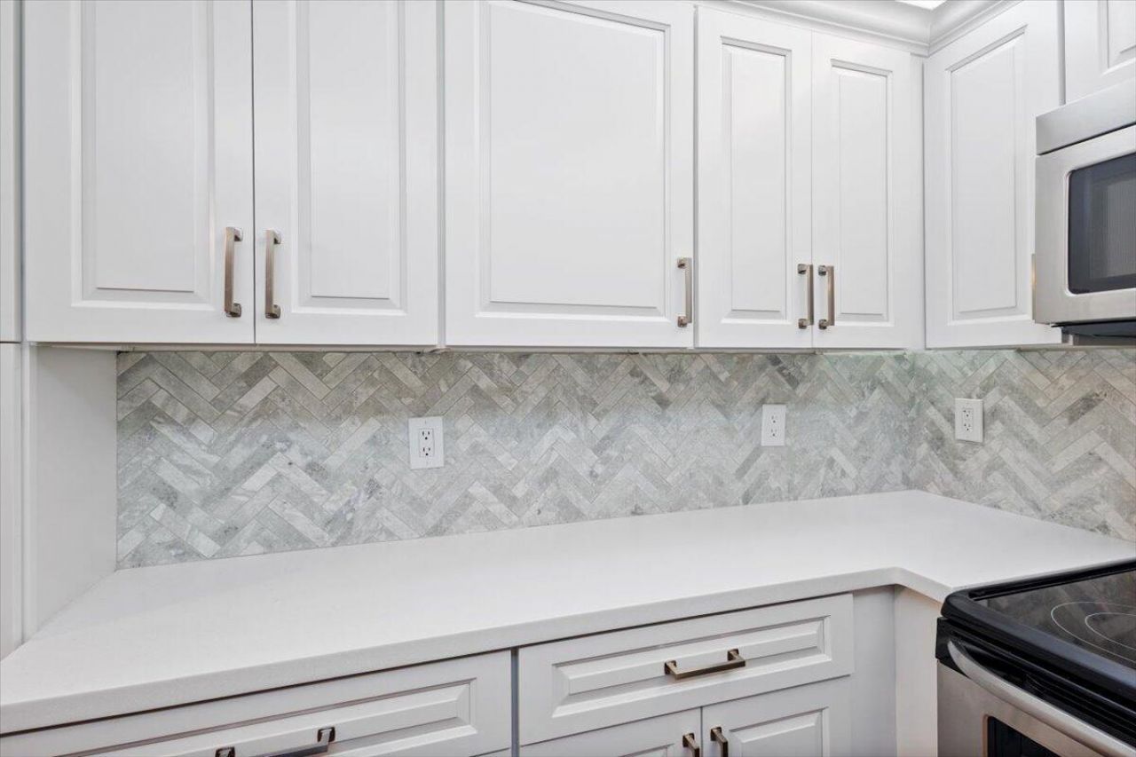 1995 SW Silver Pine Way, Unit Bldg 119 H, Palm City, FL 34990 Photo