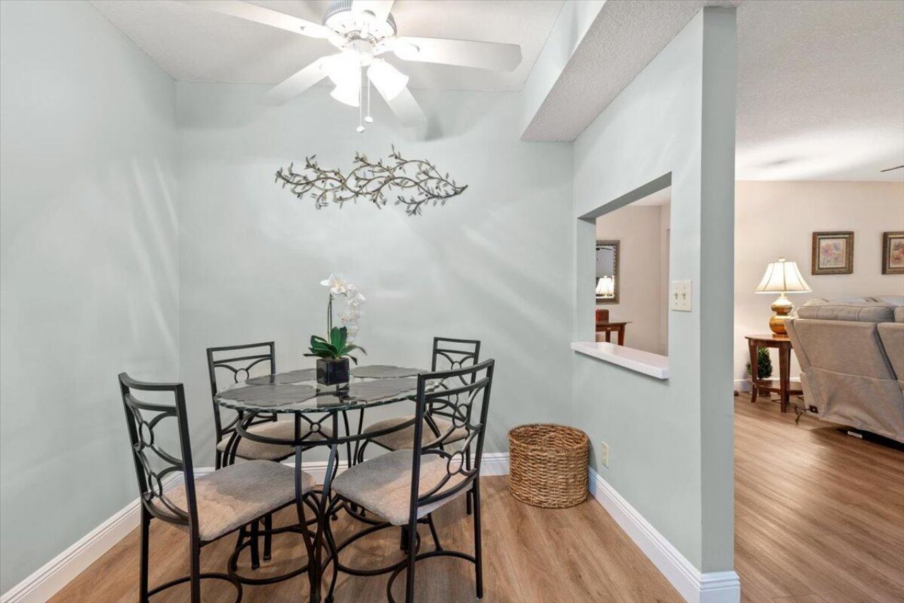 1995 SW Silver Pine Way, Unit Bldg 119 H, Palm City, FL 34990 Photo