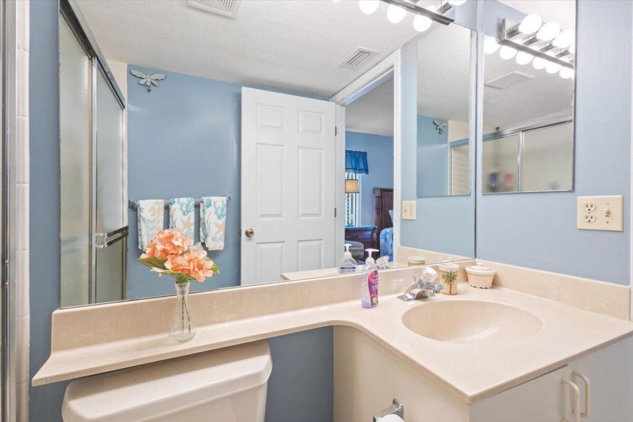 1995 SW Silver Pine Way, Unit Bldg 119 H, Palm City, FL 34990 Photo