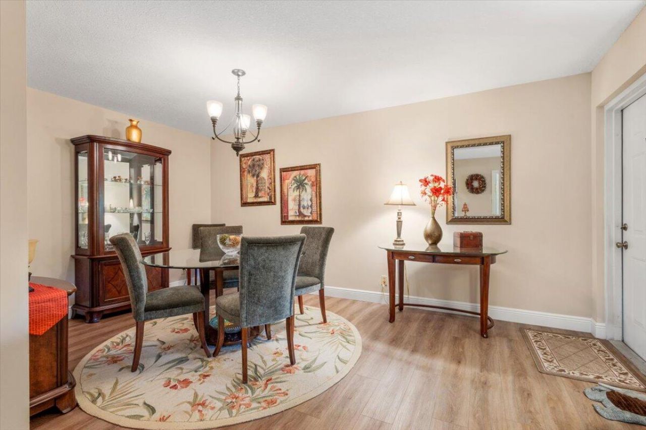 1995 SW Silver Pine Way, Unit Bldg 119 H, Palm City, FL 34990 Photo