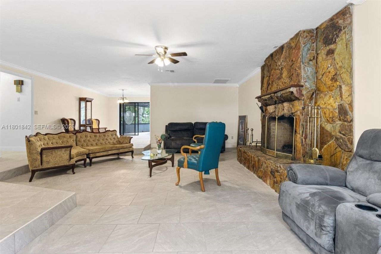 2141 Oak Beach Blvd, Sebring, FL 33875 Photo