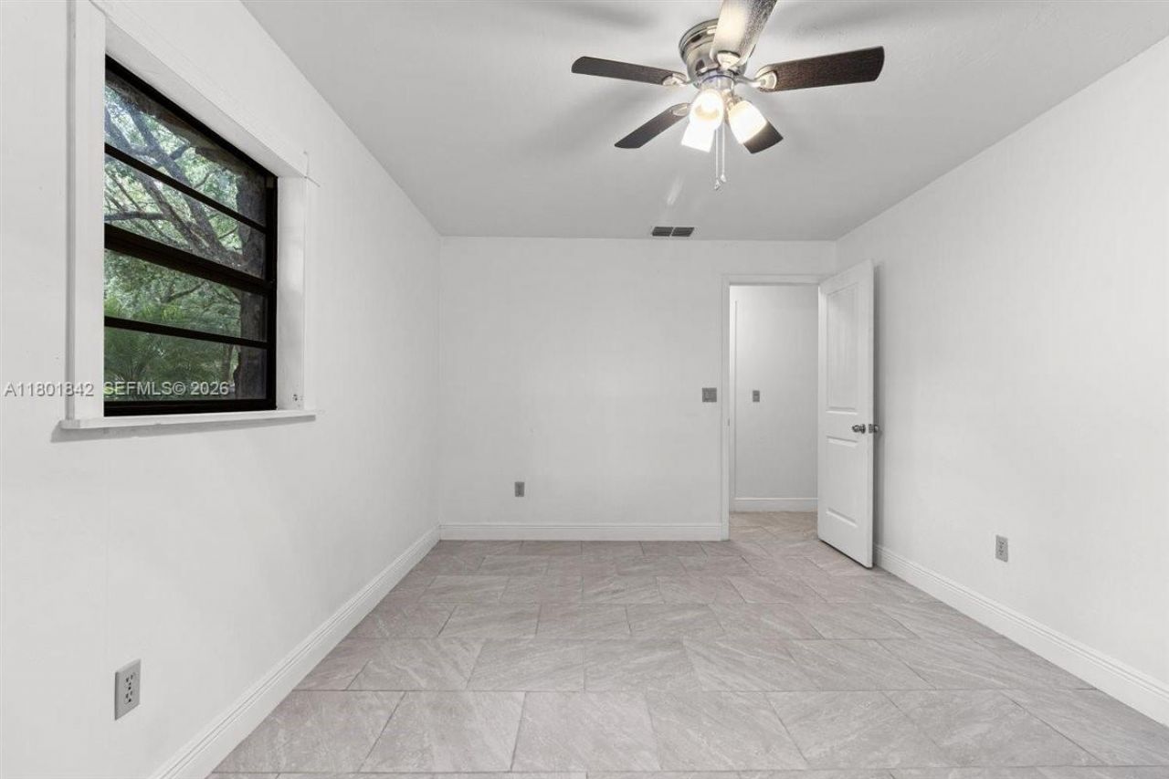 2141 Oak Beach Blvd, Sebring, FL 33875 Photo