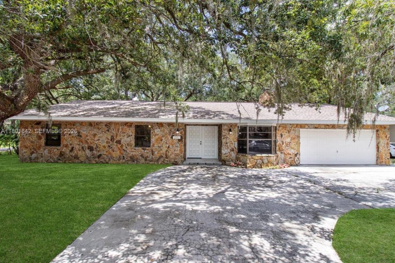 2141 Oak Beach Blvd, Sebring, FL 33875 Photo