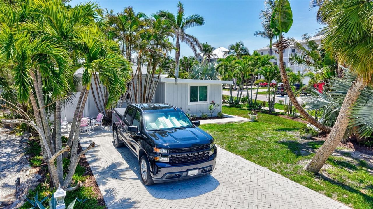 643 Calle Del Otono, Sarasota, FL 34242 Photo