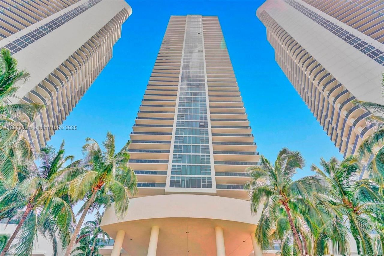 1830 S Ocean Dr, Unit 1605, Hallandale Beach, FL 33009 Photo