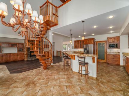 1140 Sioux Street, South Lake Tahoe, CA 96150 Photo