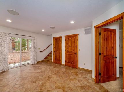 1140 Sioux Street, South Lake Tahoe, CA 96150 Photo