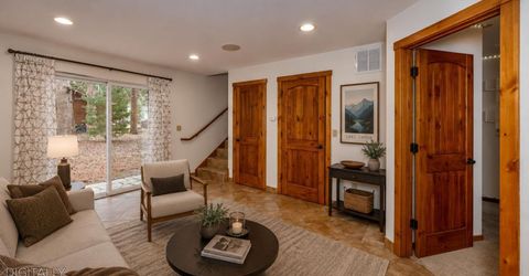 1140 Sioux Street, South Lake Tahoe, CA 96150 Photo