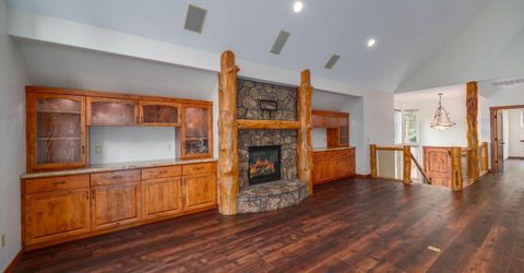 1140 Sioux Street, South Lake Tahoe, CA 96150 Photo