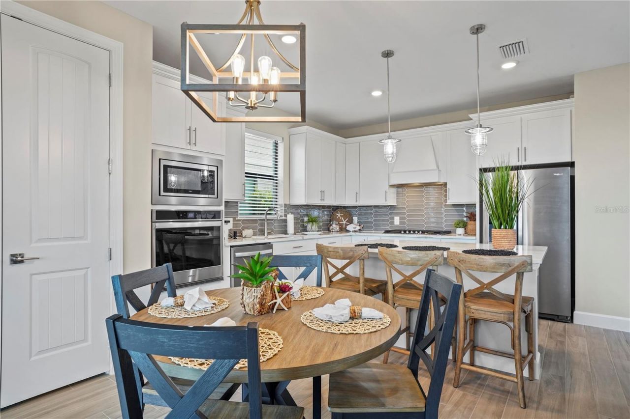 6288 Winding Pine Drive, Nokomis, FL 34275 Photo