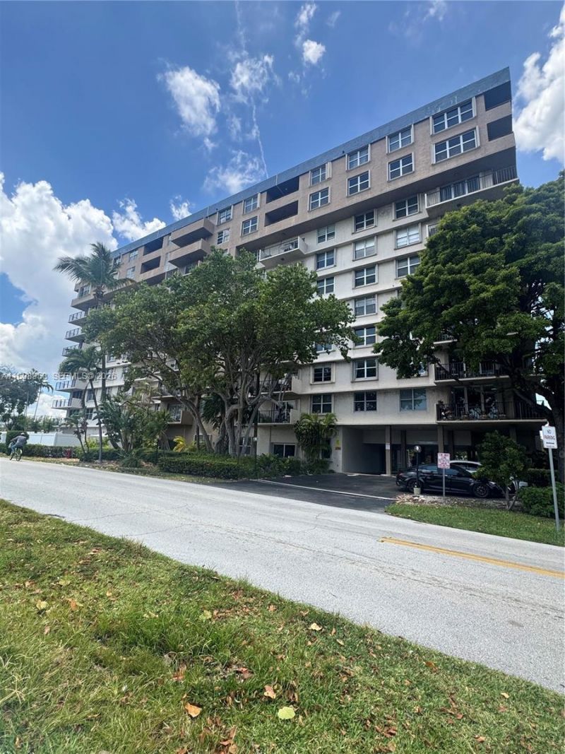 1625 SE 10th Ave, Unit 804, Fort Lauderdale, FL 33316 Photo
