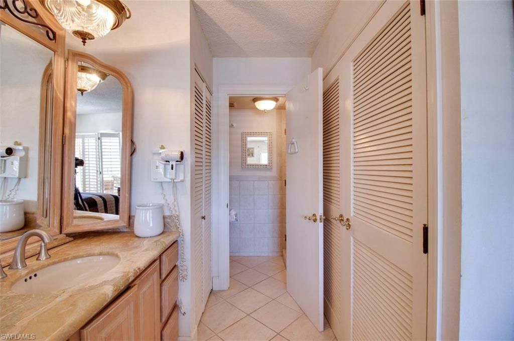 250 7th Ave S, Unit 305, Naples, FL 34102 Photo