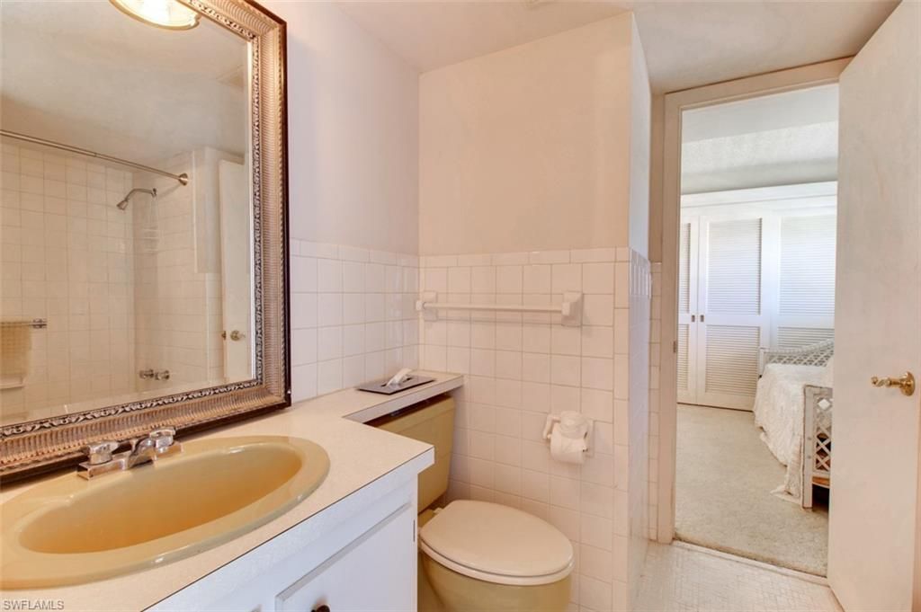 250 7th Ave S, Unit 305, Naples, FL 34102 Photo