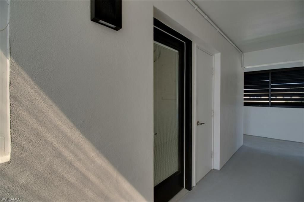 250 7th Ave S, Unit 305, Naples, FL 34102 Photo