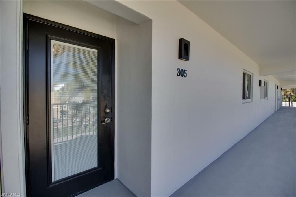 250 7th Ave S, Unit 305, Naples, FL 34102 Photo