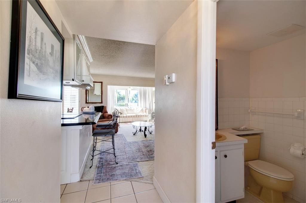 250 7th Ave S, Unit 305, Naples, FL 34102 Photo