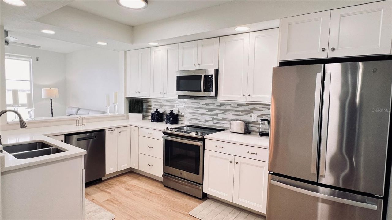 4981 Bacopa Lane S, Unit 602, Saint Petersburg, FL 33715 Photo