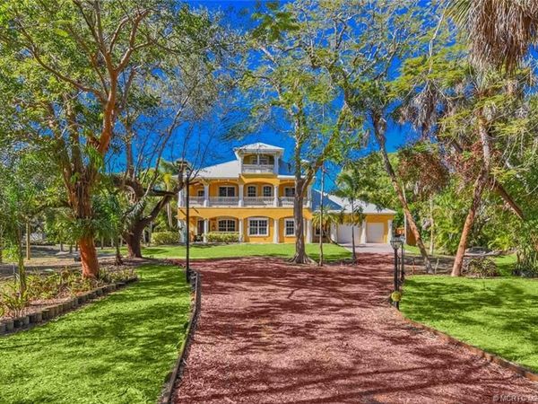 8053 S Indian River Drive, Fort Pierce, FL 34982