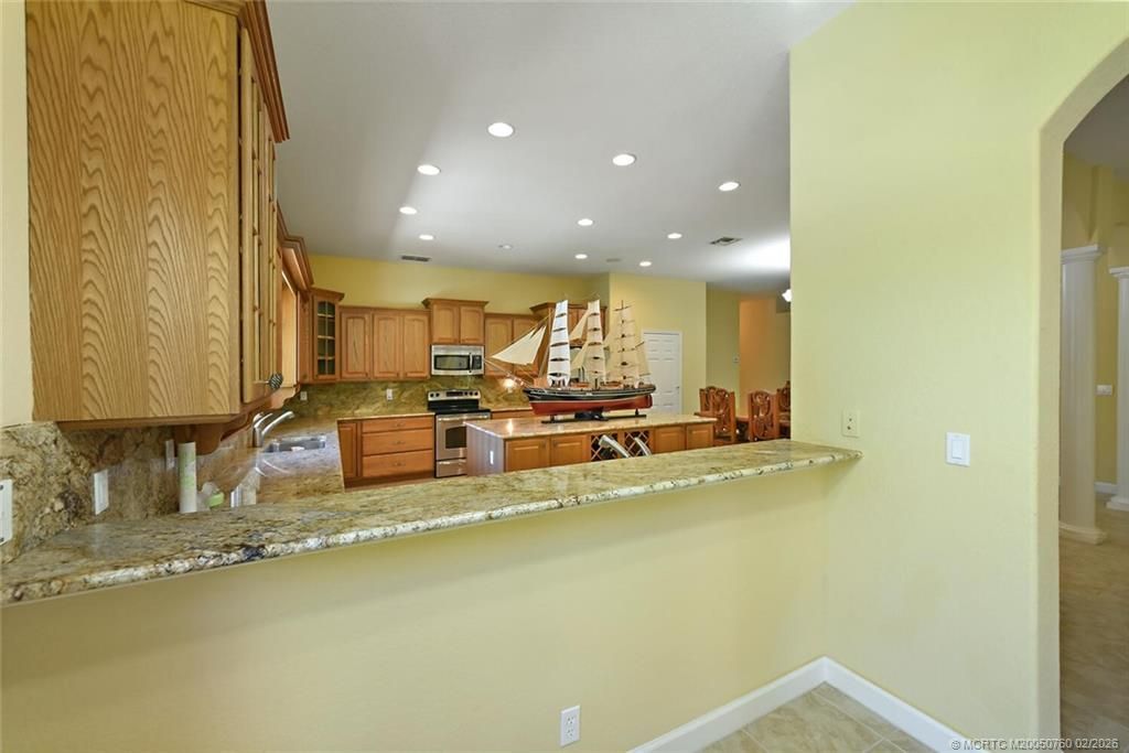 8053 S Indian River Drive, Fort Pierce, FL 34982 Photo