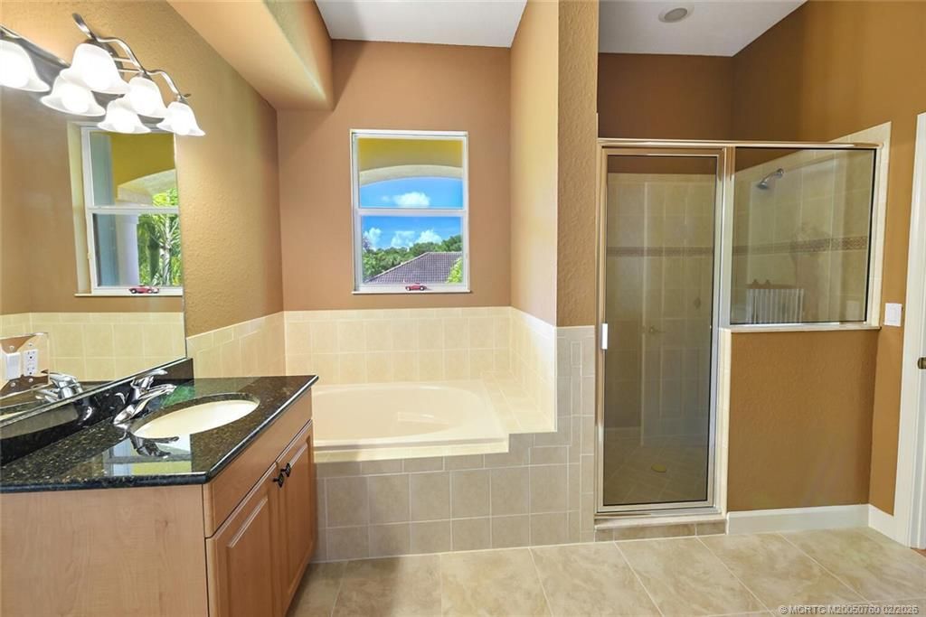 8053 S Indian River Drive, Fort Pierce, FL 34982 Photo