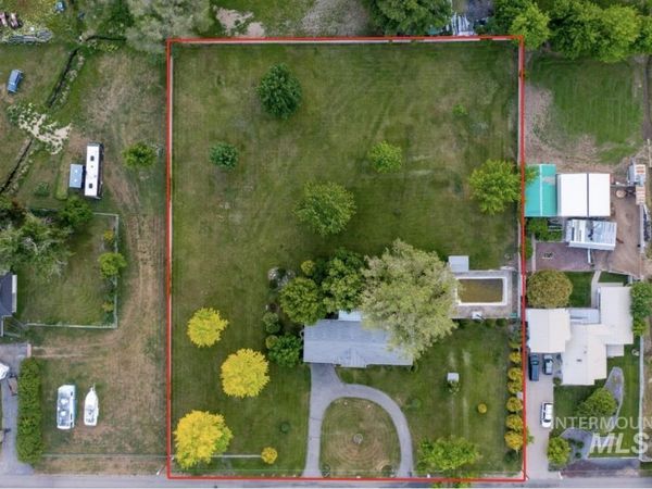 2661 N Dalton Lane, Boise, ID 83704