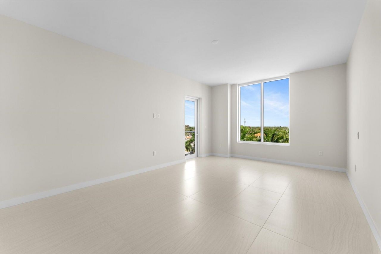 220 SE Mizner Boulevard, Unit 609, Boca Raton, FL 33432 Photo