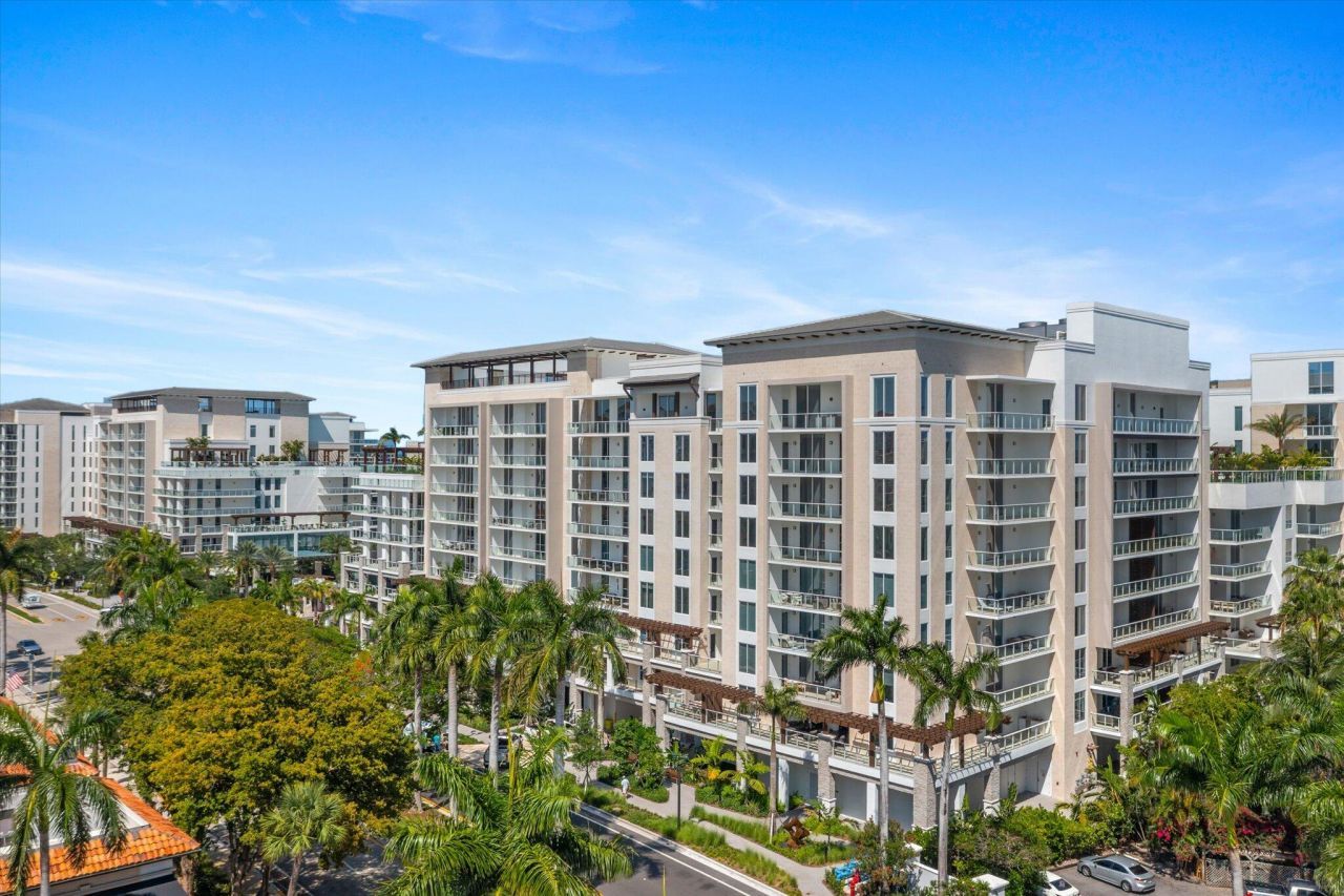 220 SE Mizner Boulevard, Unit 609, Boca Raton, FL 33432 Photo