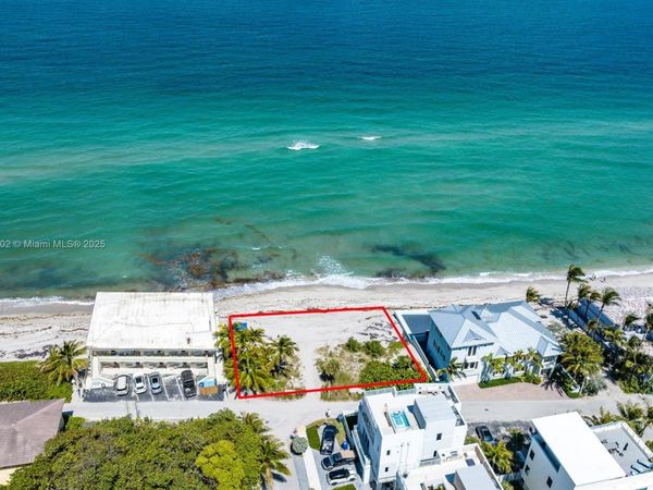 5515 N Surf Rd, Hollywood, FL 33019