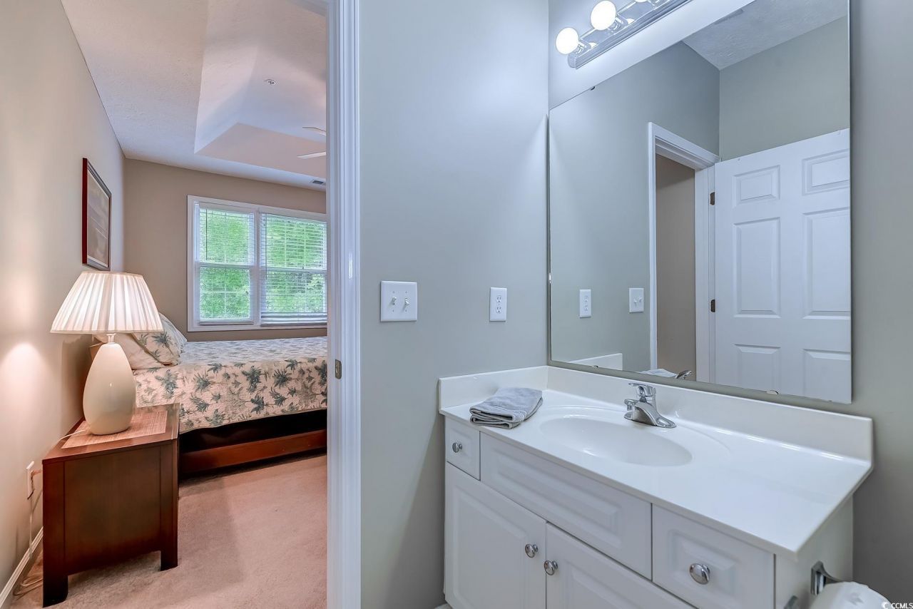 601 N Hillside Dr. Photo 18