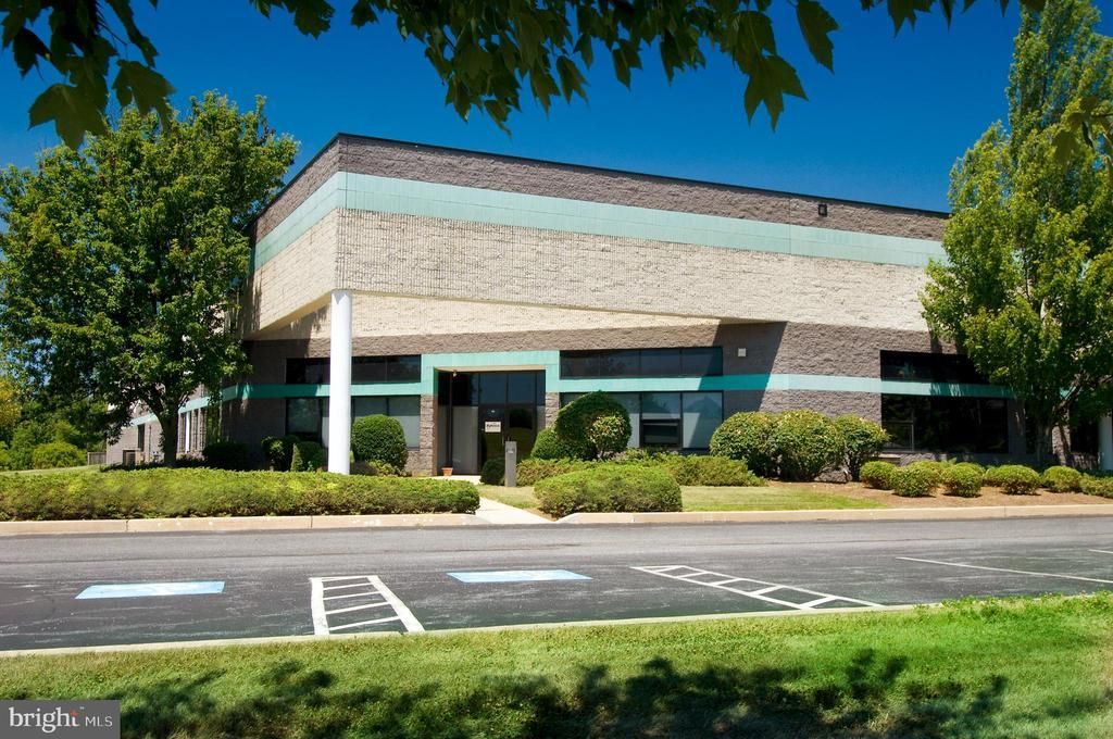 735 Fox Chase, Unit 105, Coatesville, PA 19320 Main Photo