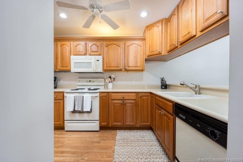 1550 NE Ocean Boulevard, Unit B304, Stuart, FL 34996 Photo