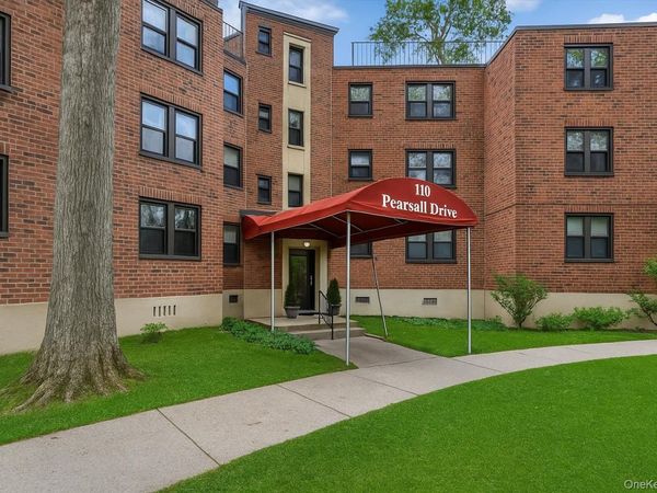 110 Pearsall Drive, Unit 3B, Mount Vernon, NY 10552
