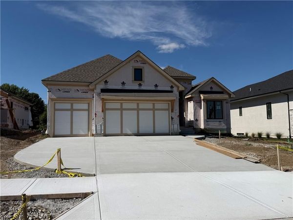 3248 W 133rd Terrace, Leawood, KS 66209
