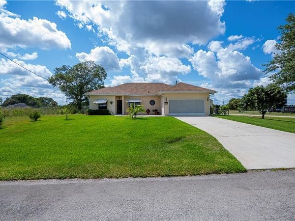 1115 Comet AVE, LABELLE, FL 33935