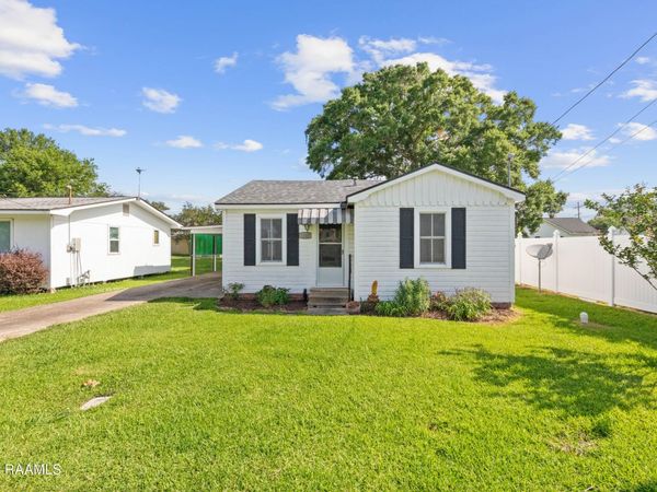 1617 Oscar Street, Abbeville, LA 70510