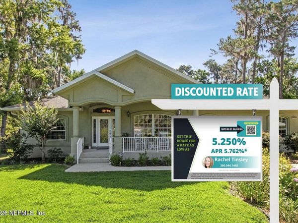 166 MOUNT ROYAL Avenue, Crescent City, FL 32112