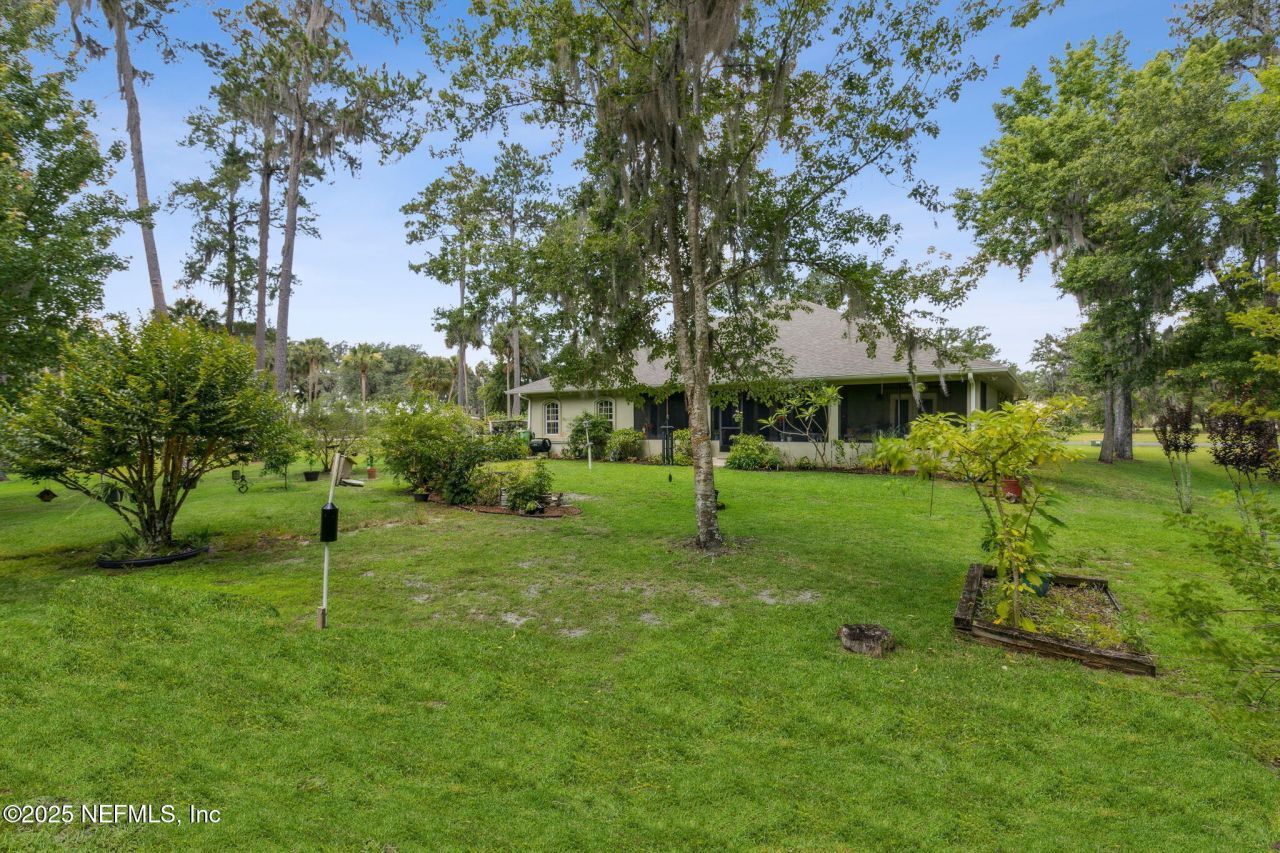 166 Mount Royal Avenue, Crescent City, FL 32112 Photo