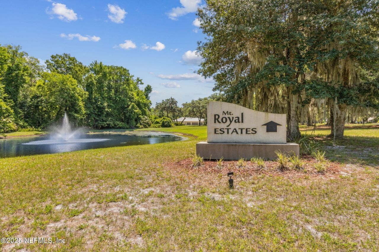 166 Mount Royal Avenue, Crescent City, FL 32112 Photo