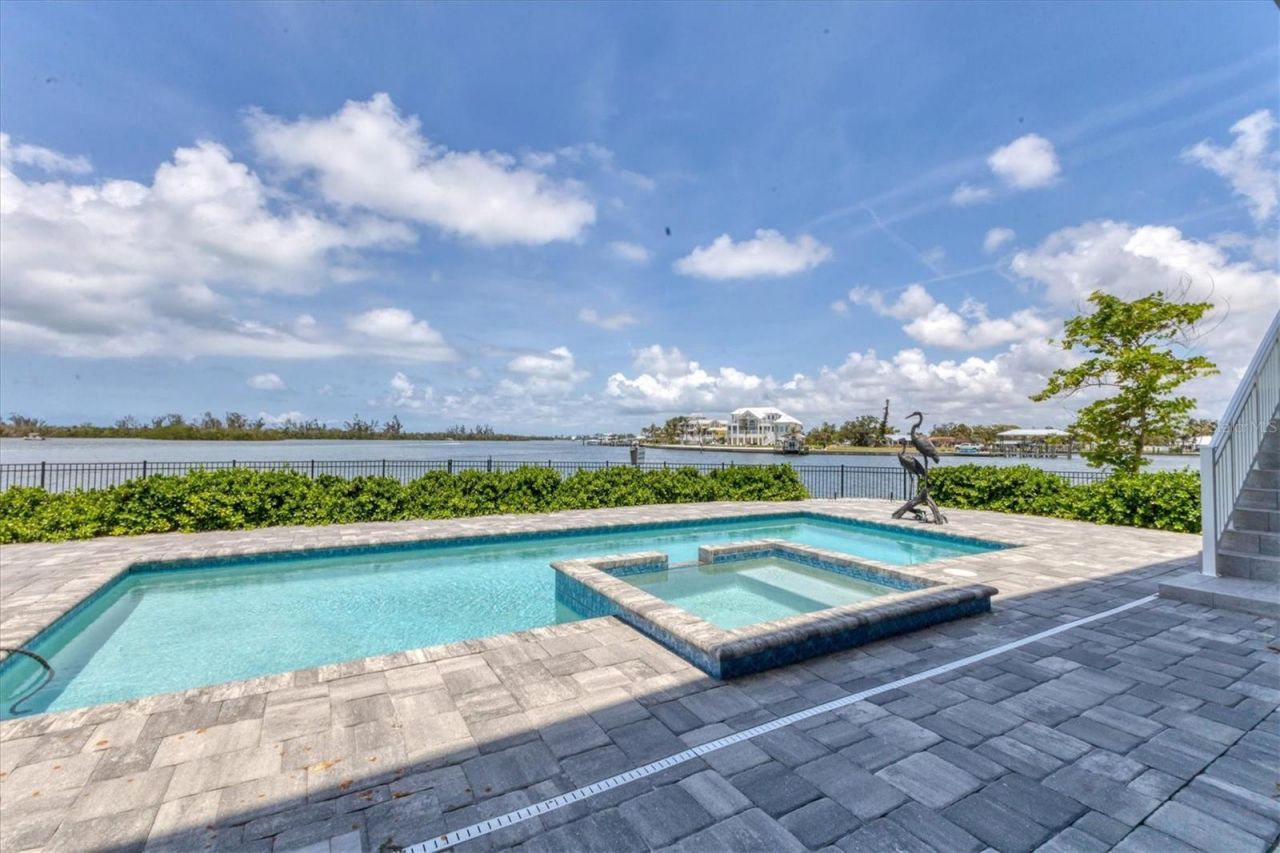 565 Green Dolphin Drive S, Placida, FL 33946 Photo