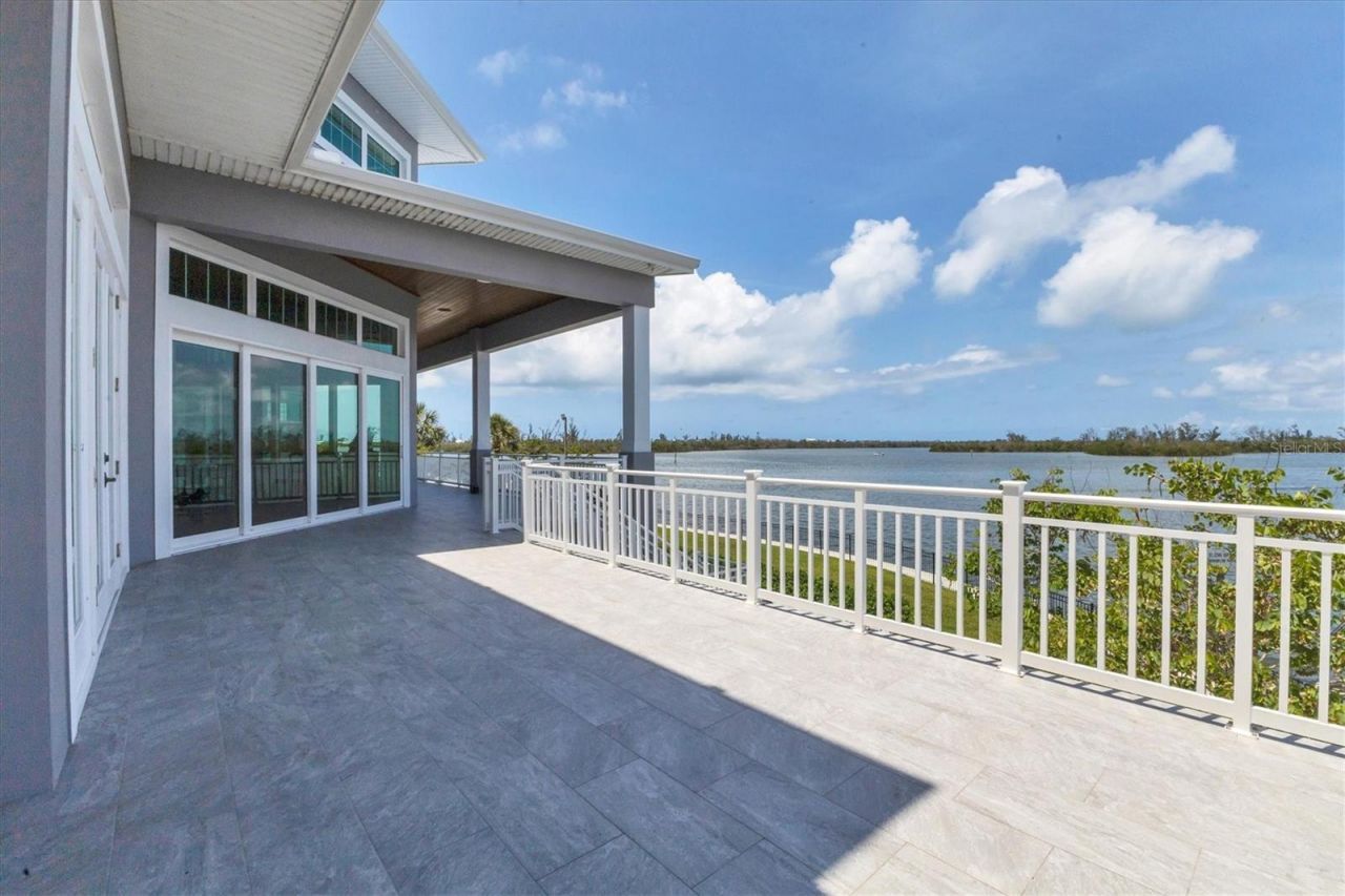 565 Green Dolphin Drive S, Placida, FL 33946 Photo