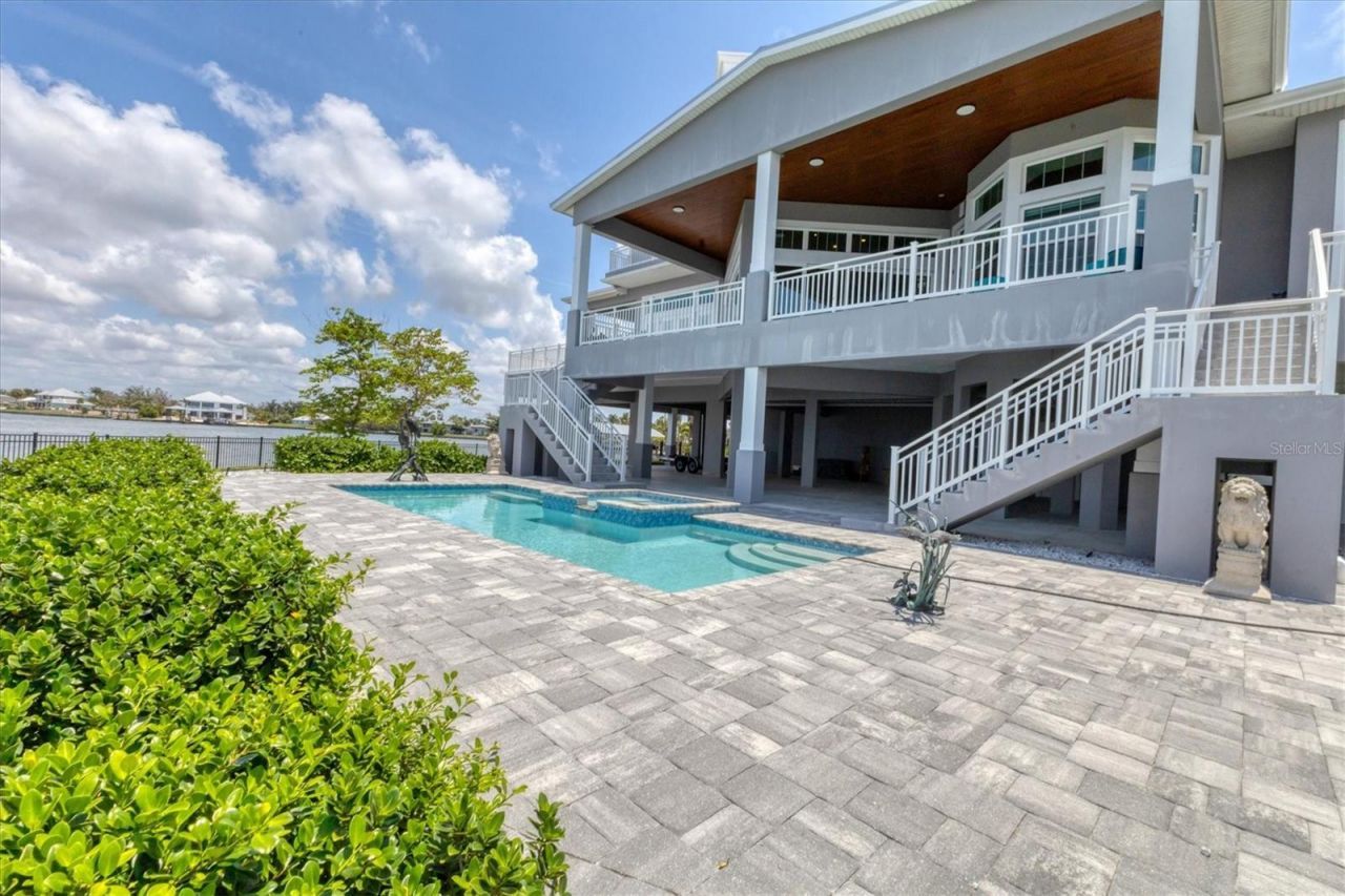 565 Green Dolphin Drive S, Placida, FL 33946 Photo