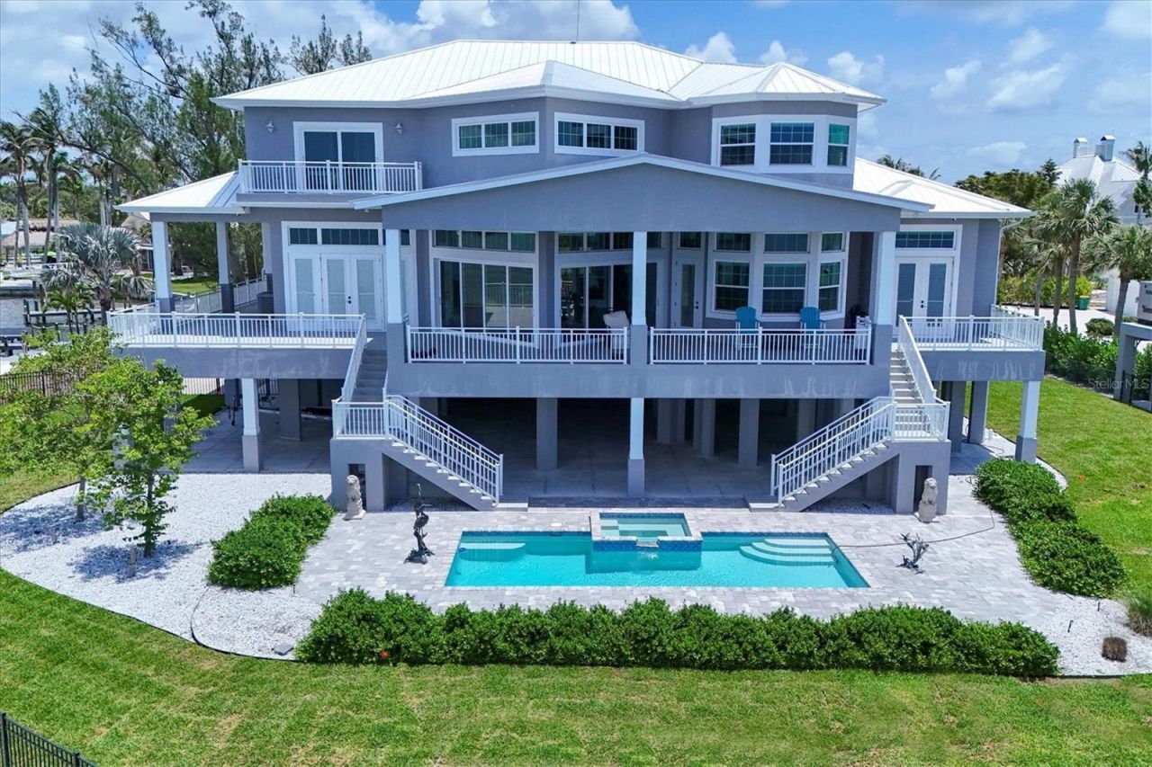 565 Green Dolphin Drive S, Placida, FL 33946 Photo
