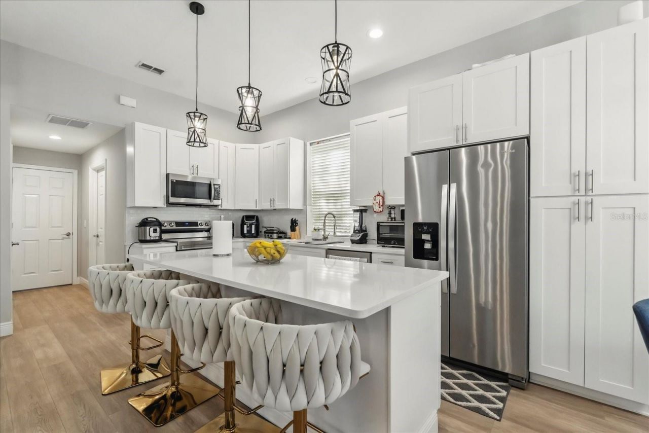 704 Honeysuckle Avenue, Celebration, FL 34747 Photo