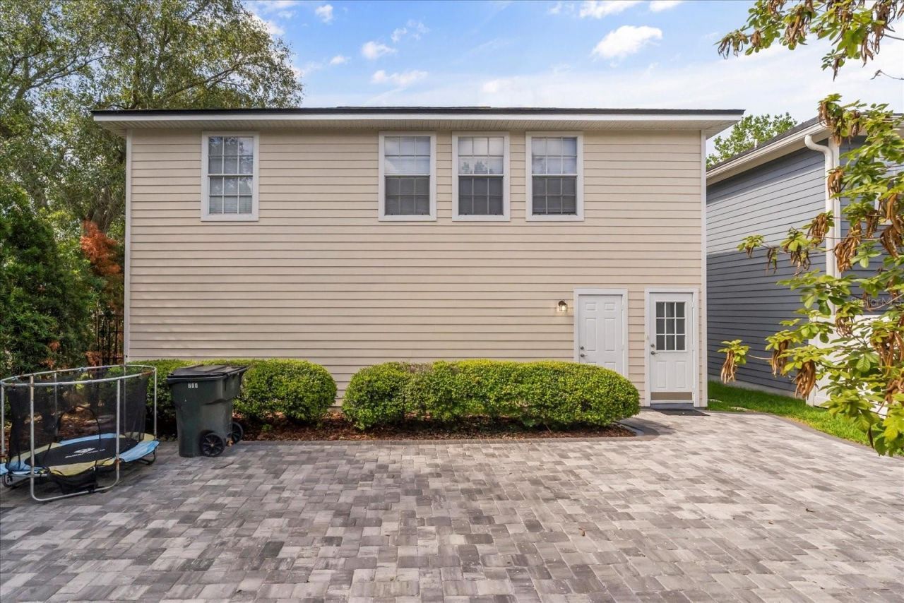 704 Honeysuckle Avenue, Celebration, FL 34747 Photo