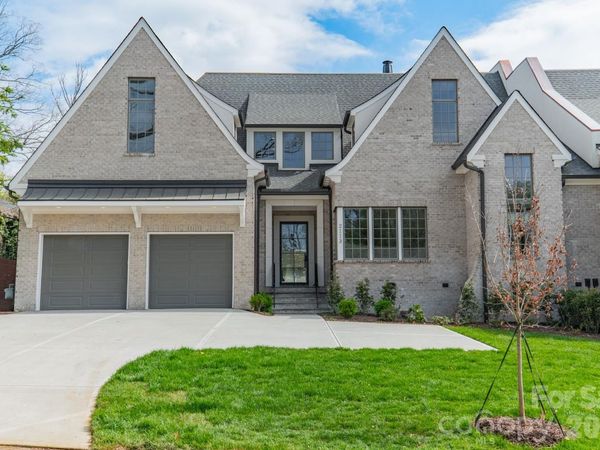 2113 Brandon Circle, Charlotte, NC 28211