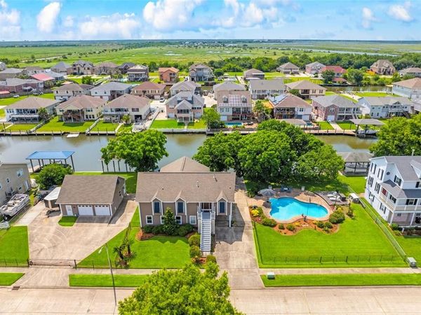 4321 SAN REMO Road, New Orleans, LA 70129