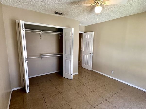 10531 Starcrest, San Antonio, TX 78217